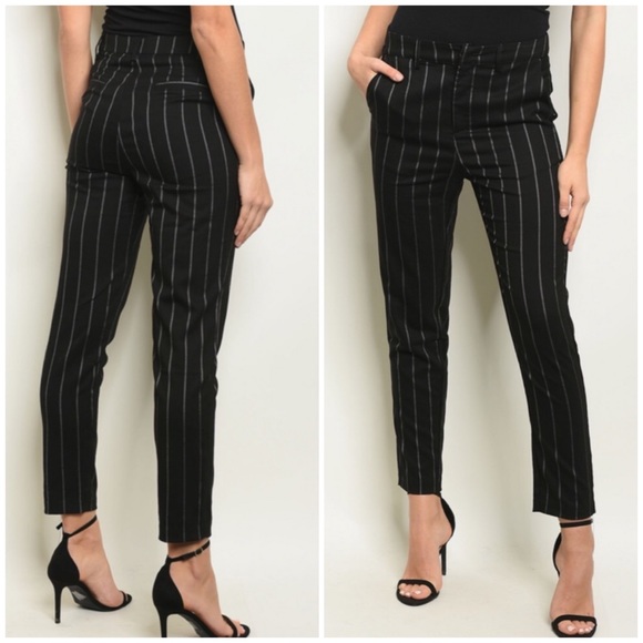 LAST2️⃣//BLACK WHITE PINSTRIPED CROPPED PANTS - Picture 3 of 9
